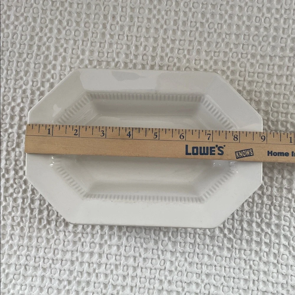 INDEPENDENCE IRONSTONE Vintage White Farmhouse Vegetable Serving Dish 9” x 6”